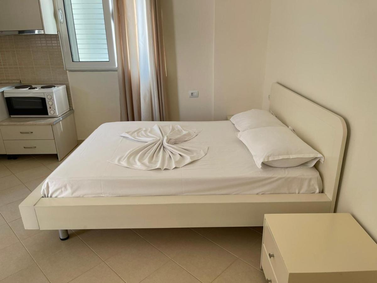Sunset Apartments Berdenesh Саранде Екстериор снимка